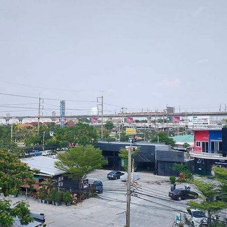 View Dee Bkk Airport Residence Бангкок Екстер'єр фото