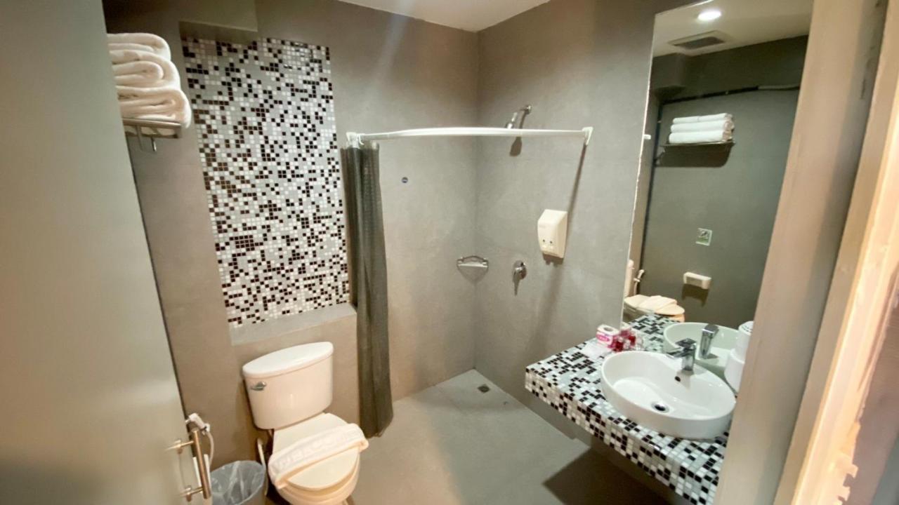 View Dee Bkk Airport Residence Бангкок Екстер'єр фото