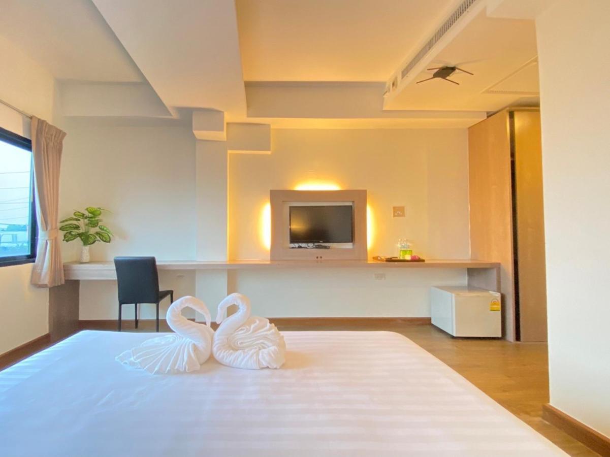 View Dee Bkk Airport Residence Бангкок Екстер'єр фото