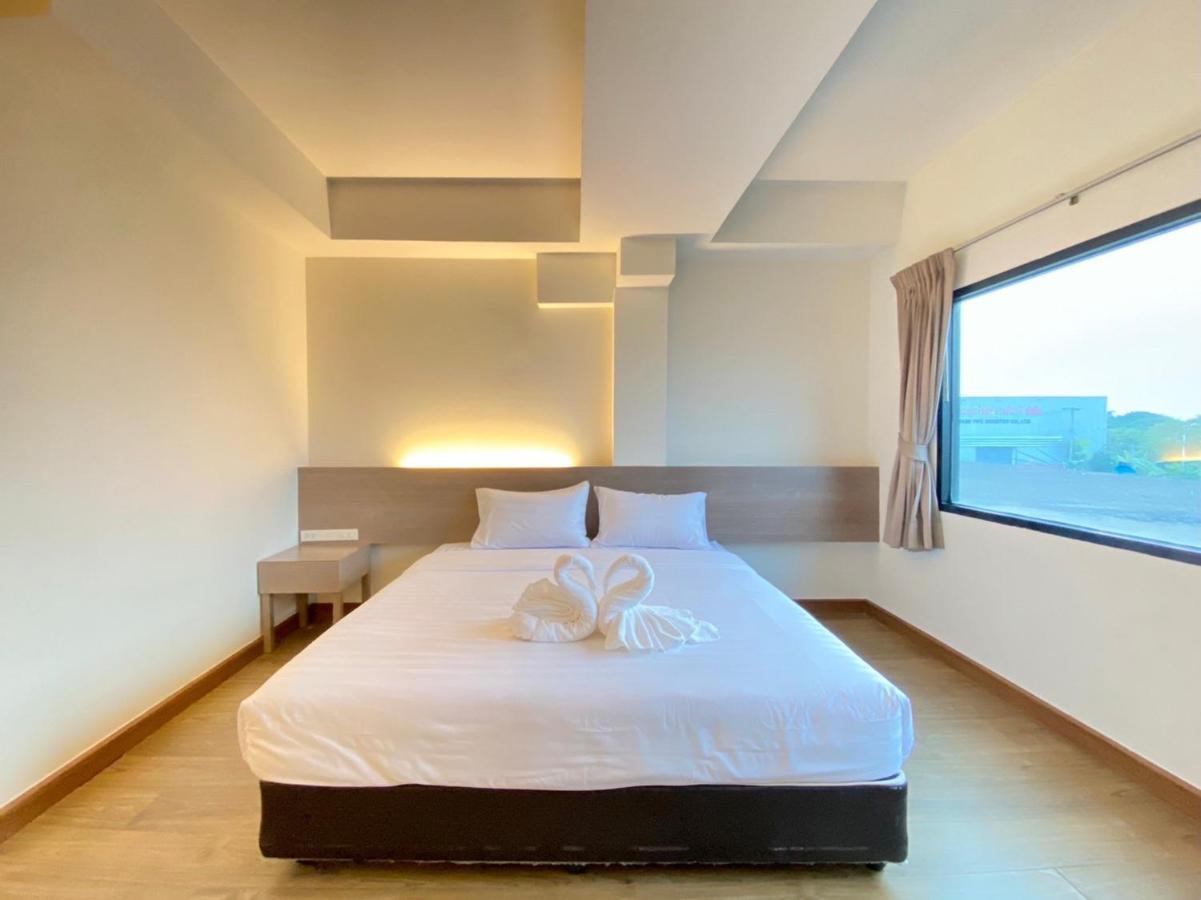 View Dee Bkk Airport Residence Бангкок Екстер'єр фото